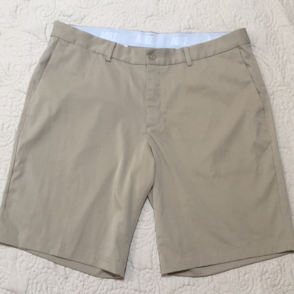 Nike Golf Dri-Fit Tan Stretch Golf Shorts W36 - Picture 1 of 9